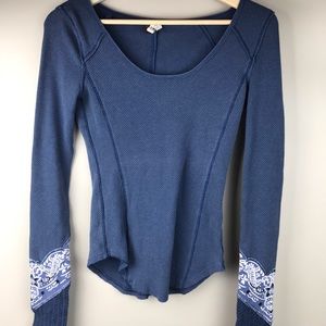 We The Free Long sleeve top women’s size XS